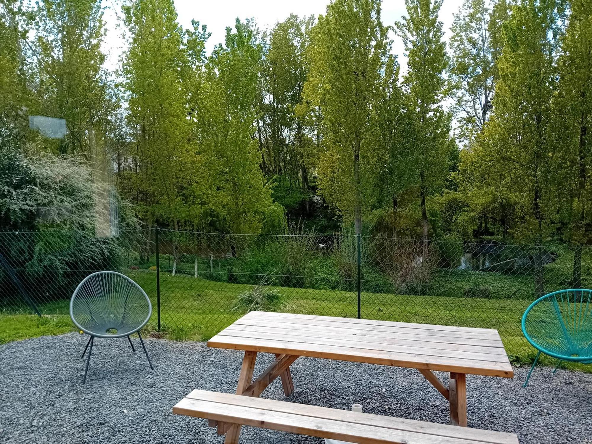 Maison Au Coeur De La Nature Cerisy-la-Foret Luaran gambar