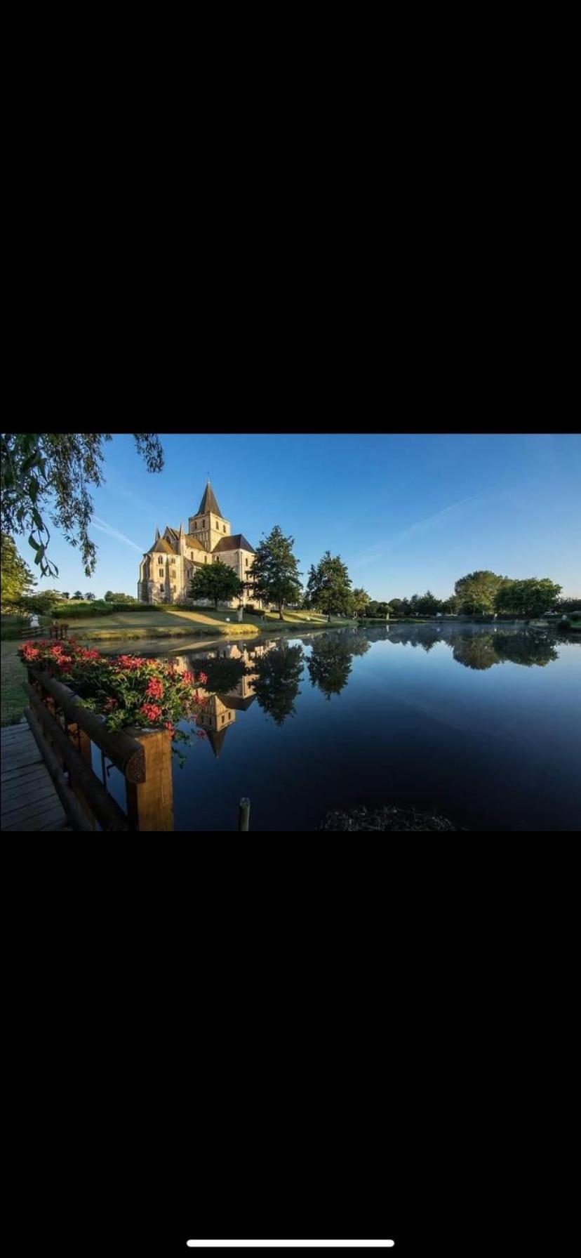 Maison Au Coeur De La Nature Cerisy-la-Foret Luaran gambar